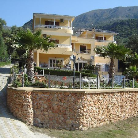 Golden Sun Apartment Парга Екстериор снимка