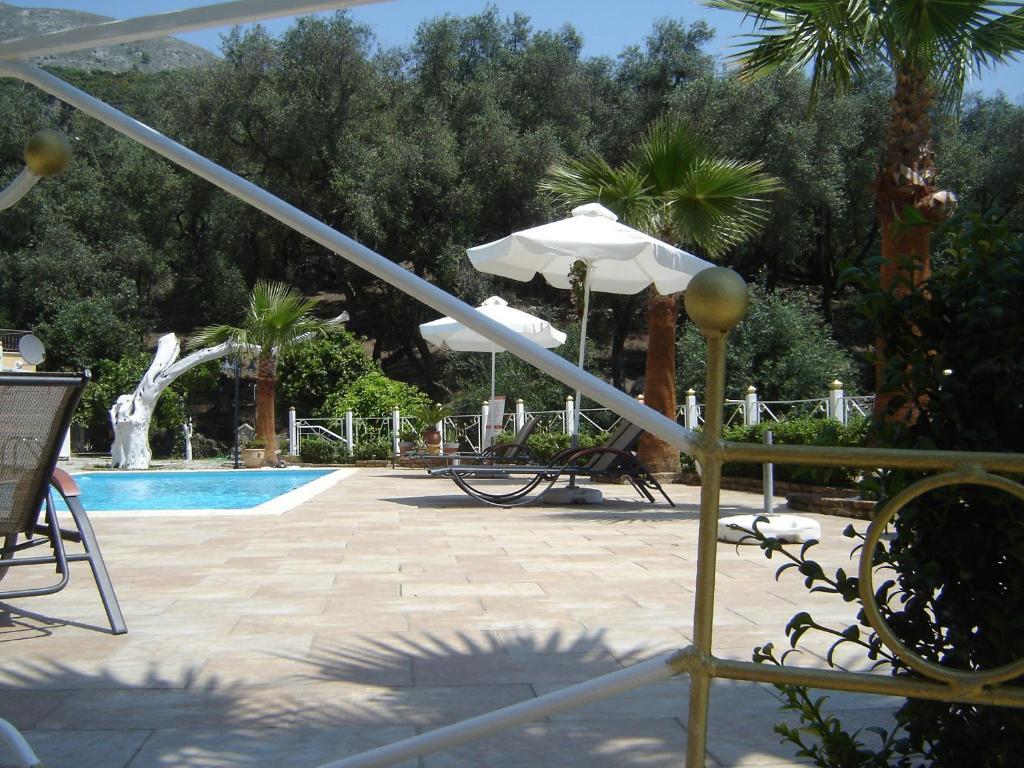 Golden Sun Apartment Парга Екстериор снимка