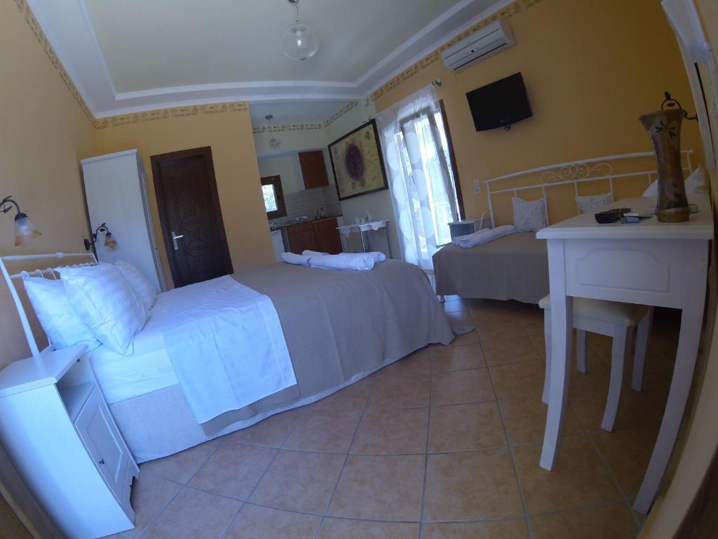 Golden Sun Apartment Парга Стая снимка